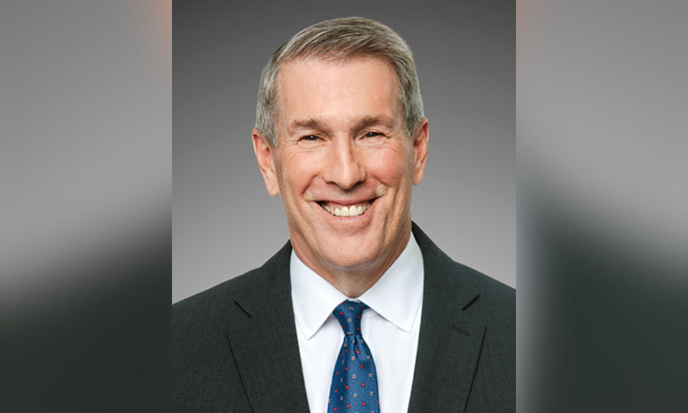 AIG completes planned CEO transition