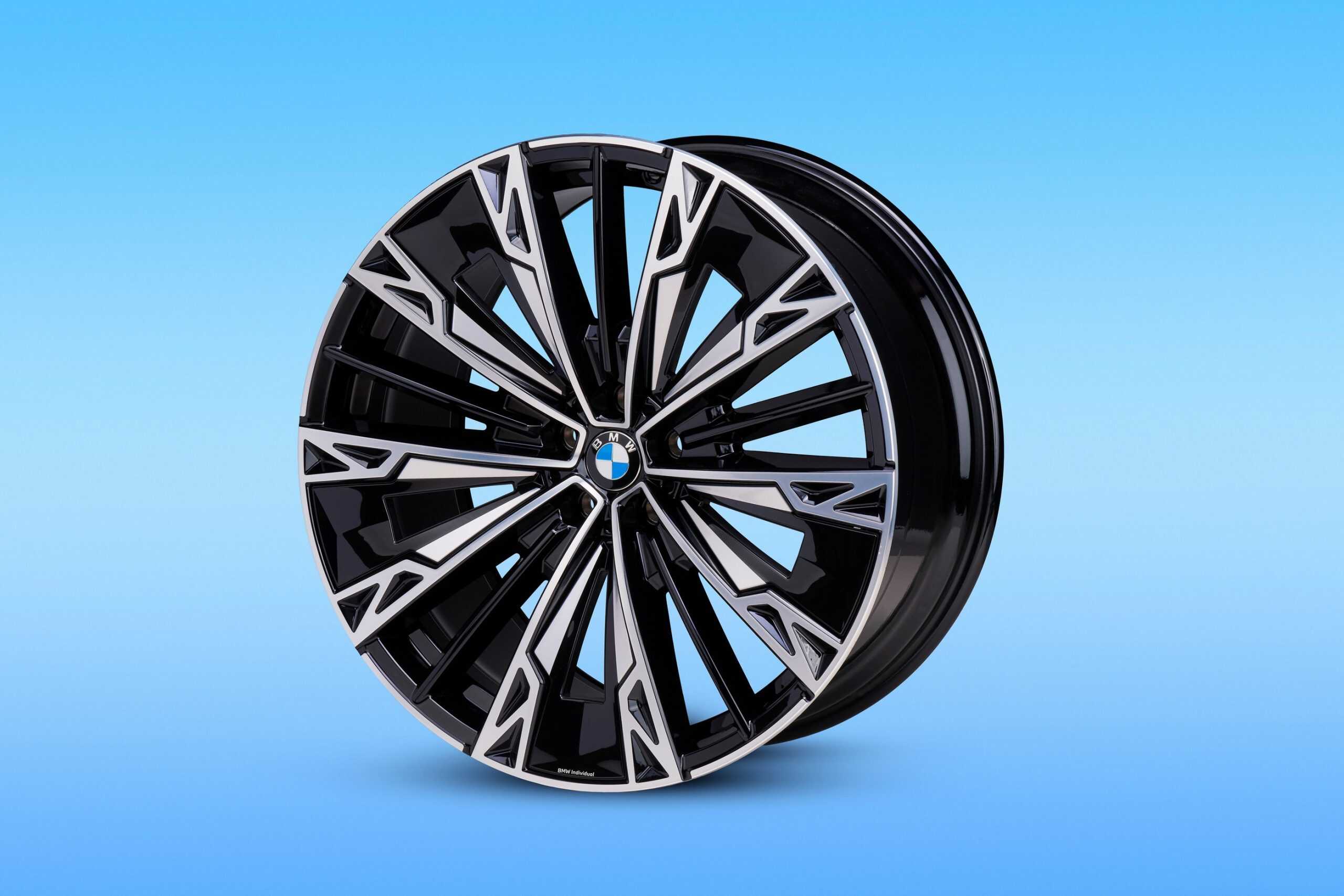 2027 BMW i7 Wheels Are Mostly Made From Secondary Aluminum