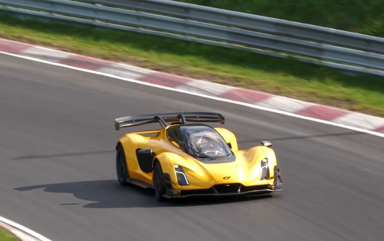 Watch the Czinger 21C testing at the Green Hell ahead of record attempt